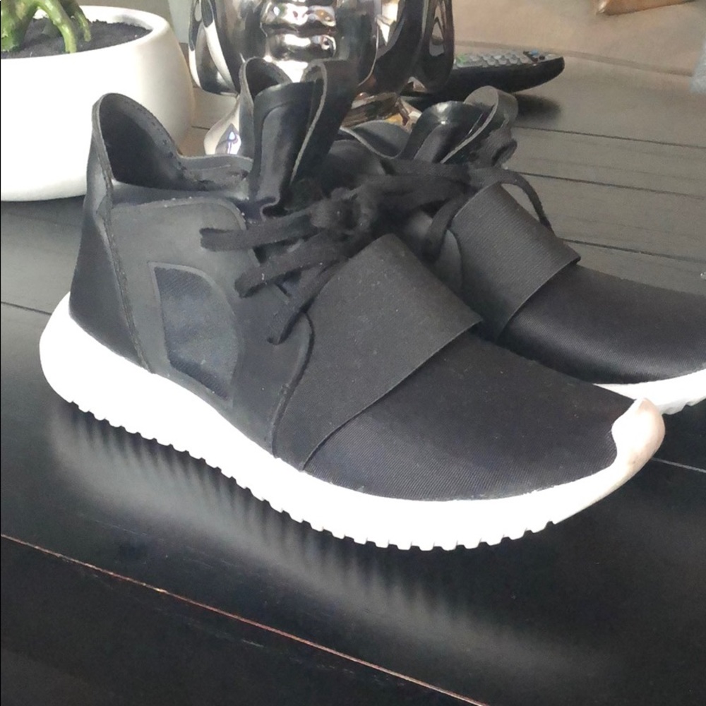Adidas women shoes